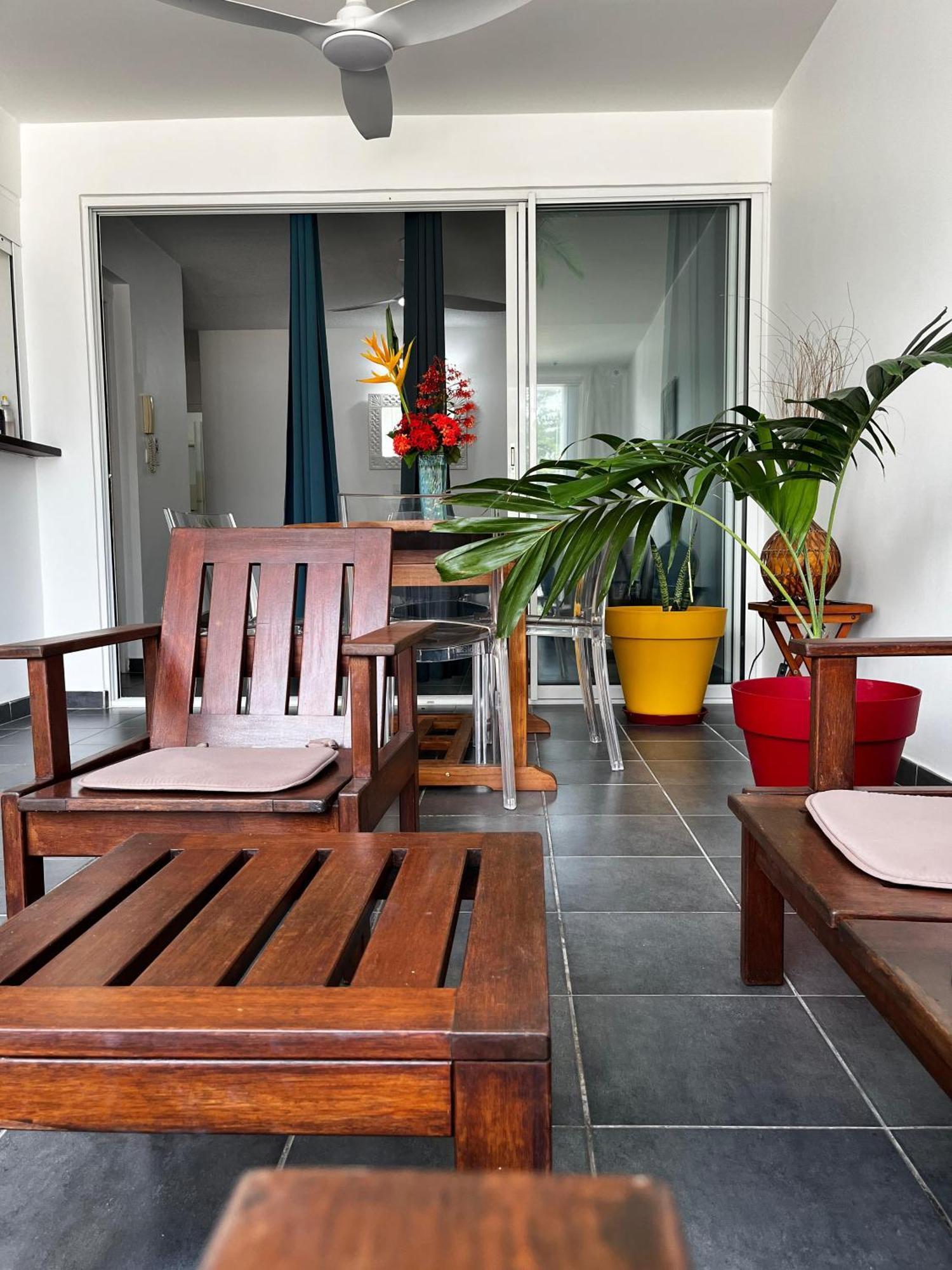 Jasmin - Appartement Face Plage Diamant Le Diamant Exterior photo